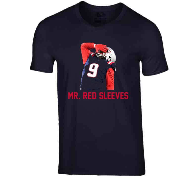 BeantownTshirts Matt Judon Mr Red Sleeves New England Football Fan T Shirt Dog / Navy / Large